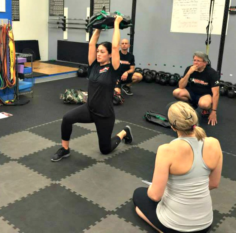 half-kneeling-arc-press.jpg